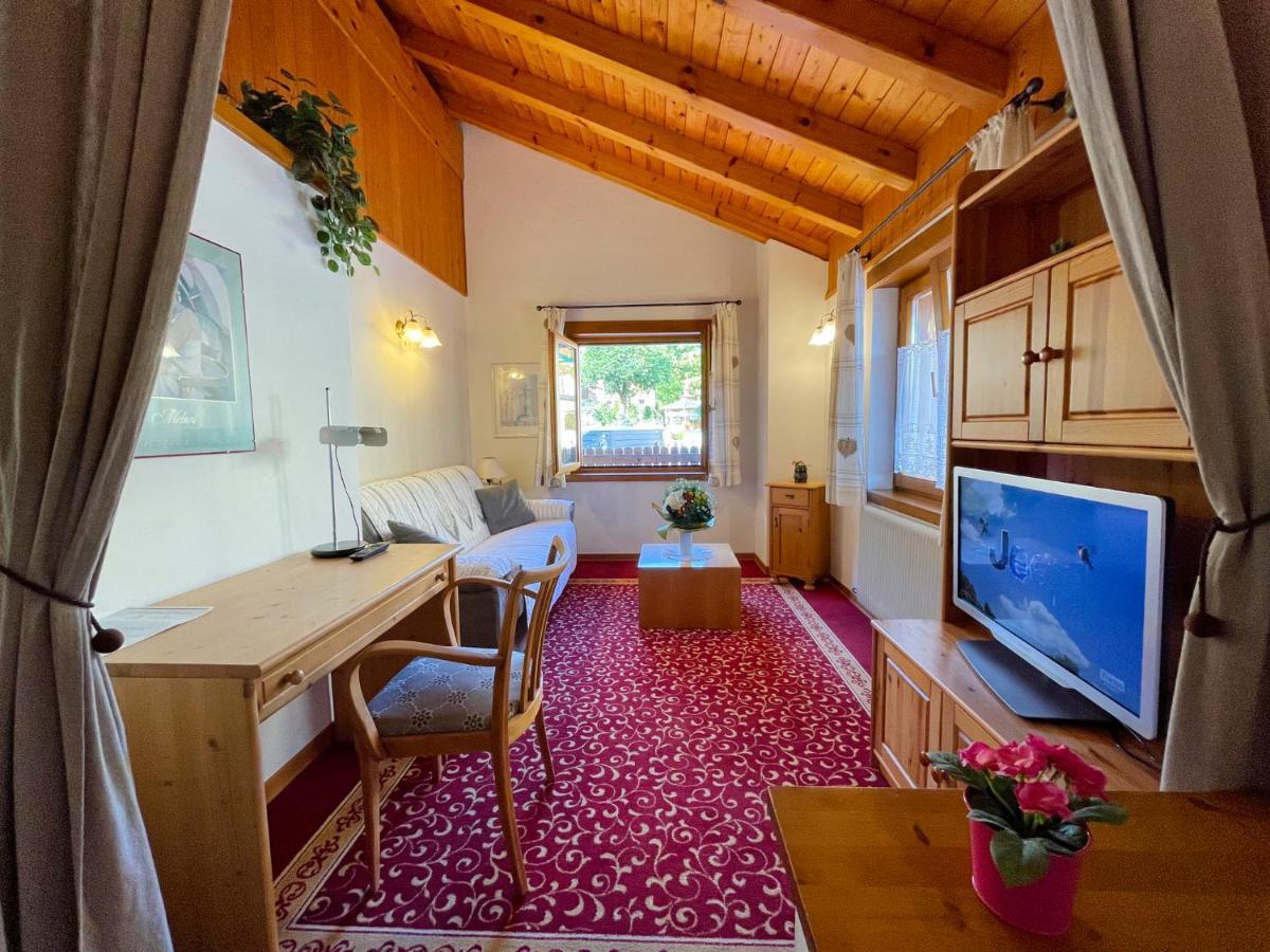 Hotel Alle Dolomiti Molveno Esterno foto