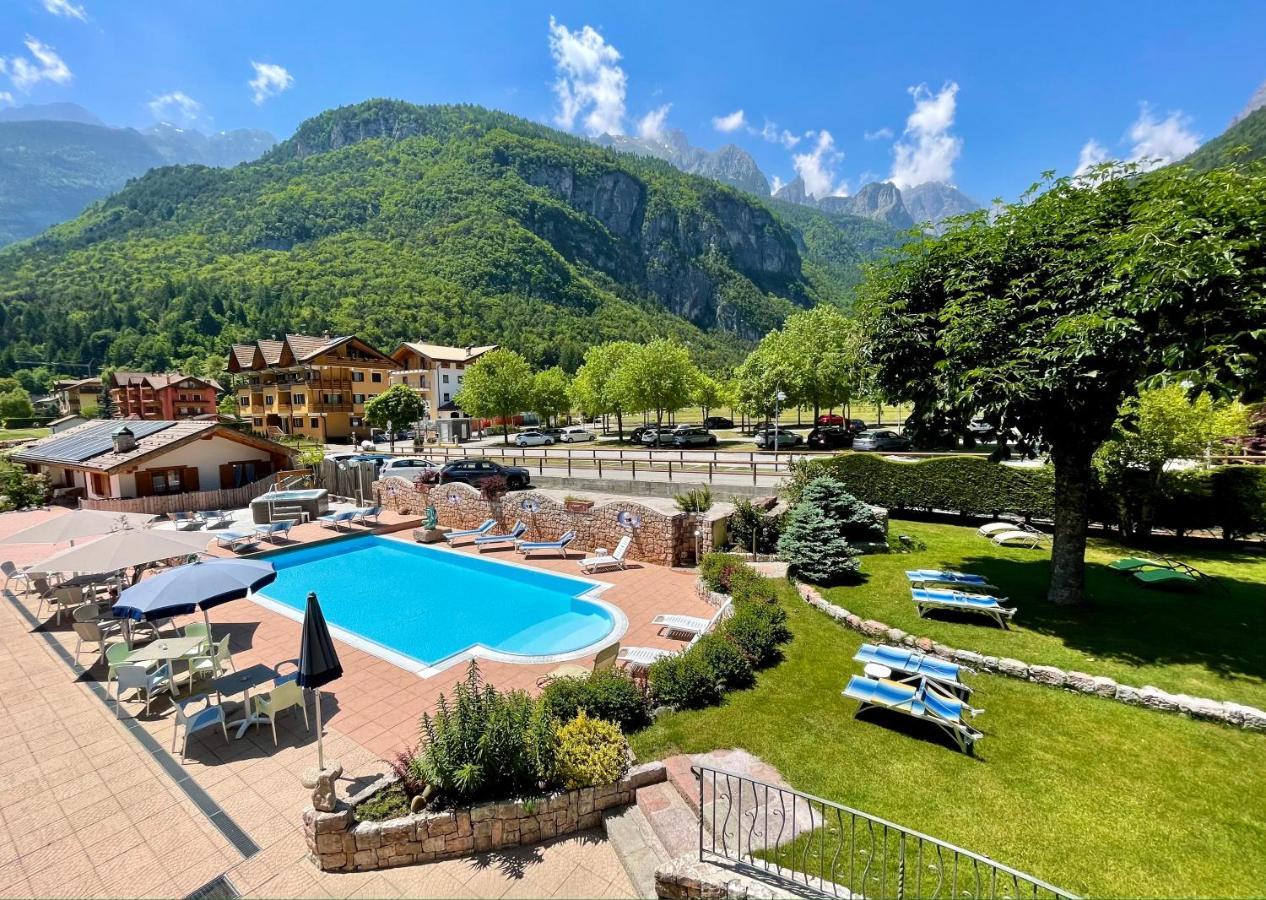 Hotel Alle Dolomiti Molveno Esterno foto