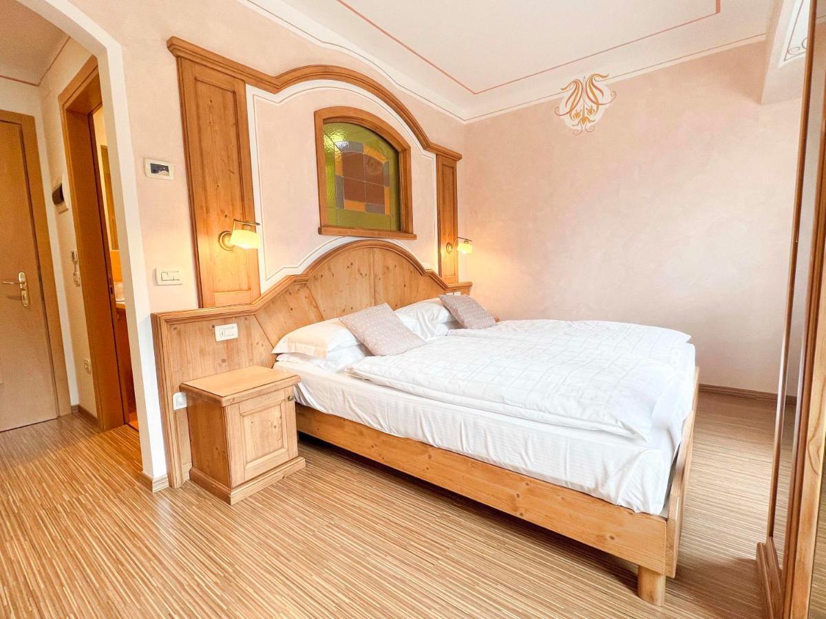 Hotel Alle Dolomiti Molveno Esterno foto
