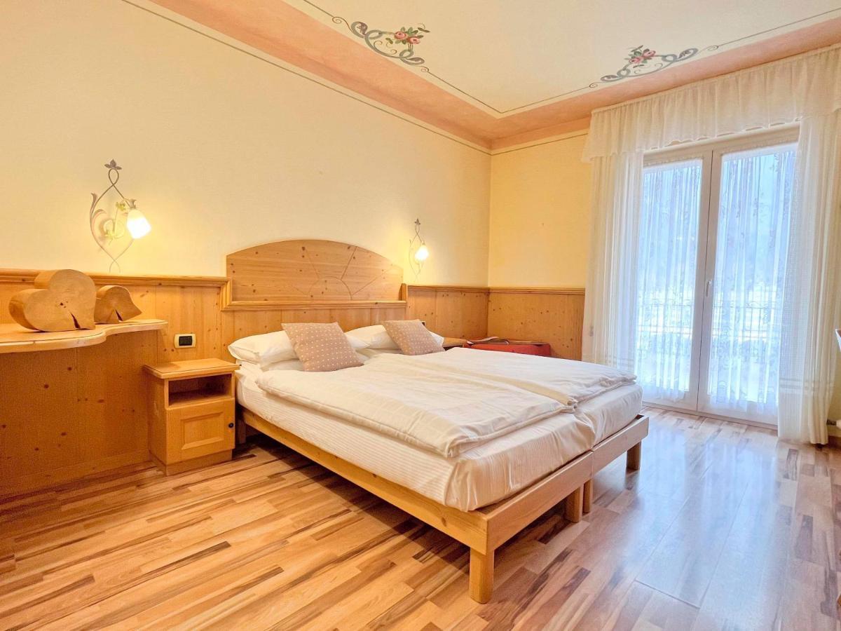Hotel Alle Dolomiti Molveno Esterno foto