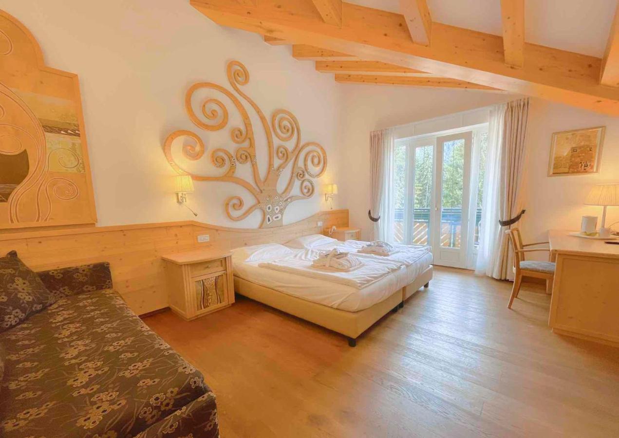 Hotel Alle Dolomiti Molveno Esterno foto