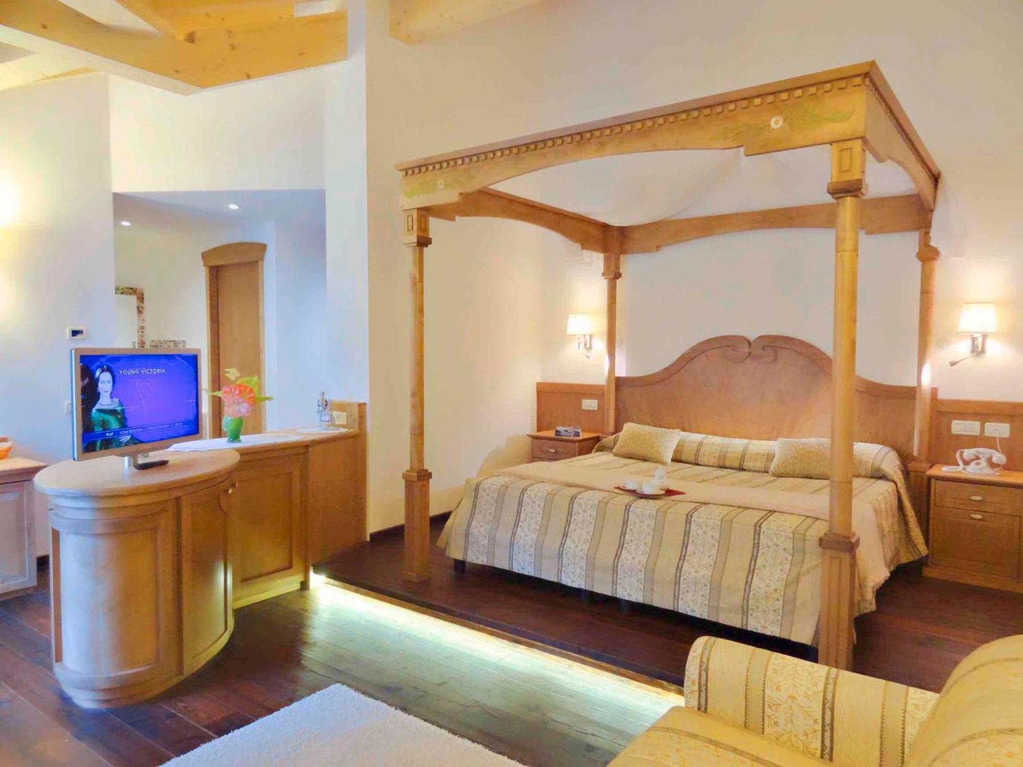 Hotel Alle Dolomiti Molveno Esterno foto