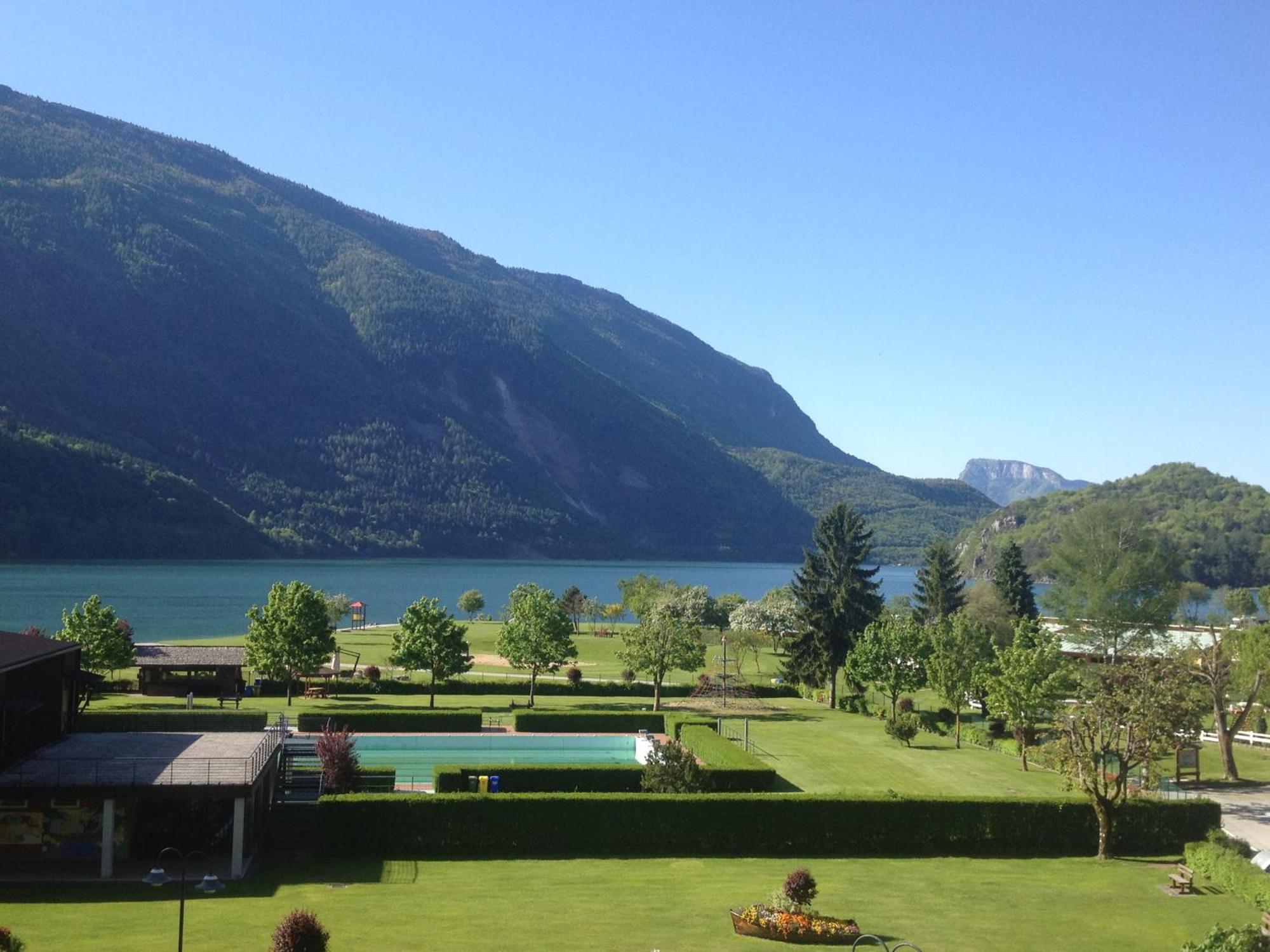 Hotel Alle Dolomiti Molveno Esterno foto
