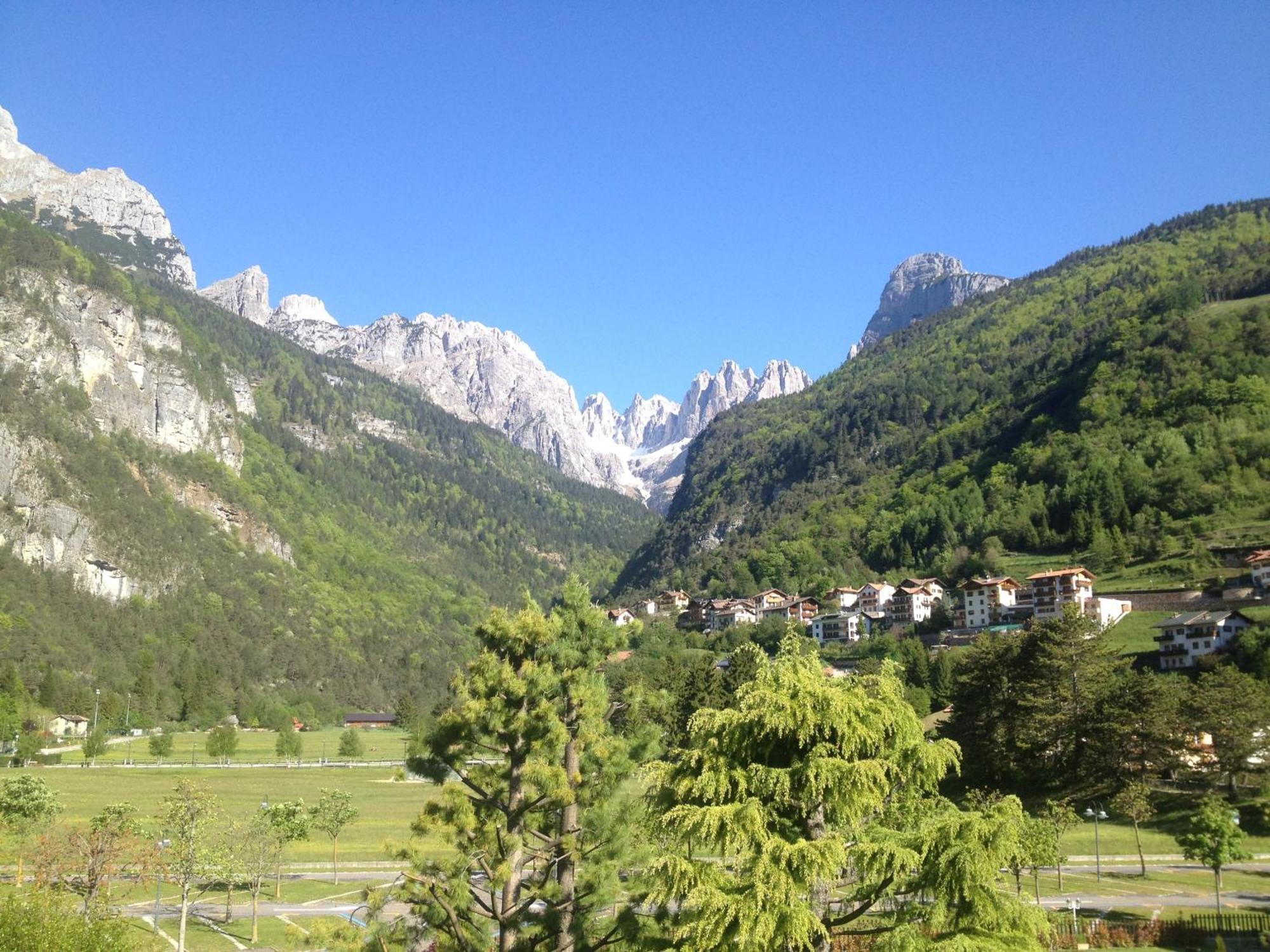 Hotel Alle Dolomiti Molveno Esterno foto